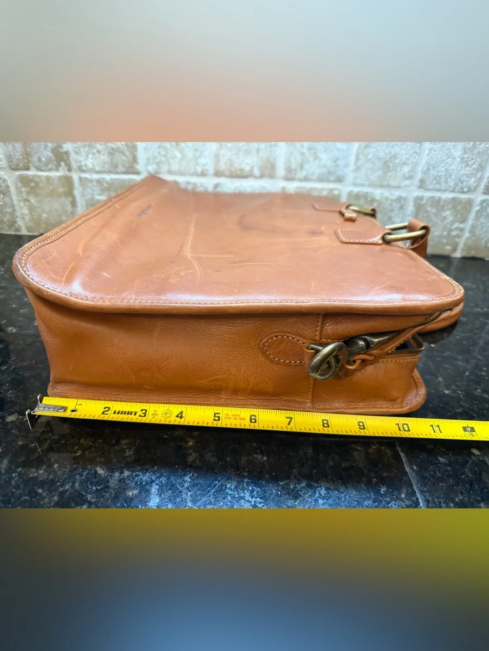 Dooney & Bourke Florentine Vaccetta Leather  Briefcase Brooklyn Tan Brown‎